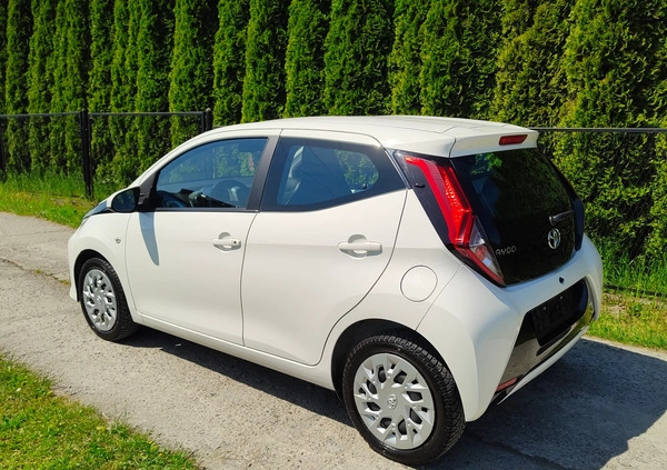 Toyota Aygo cena 44990 przebieg: 37000, rok produkcji 2019 z Sulejów małe 154